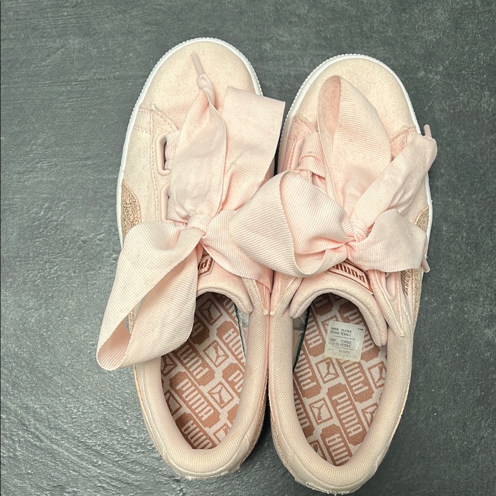 Puma women’s basket heart canvas Sneakers with Ribbon Laces pink 8.5 - Picture 7 of 9